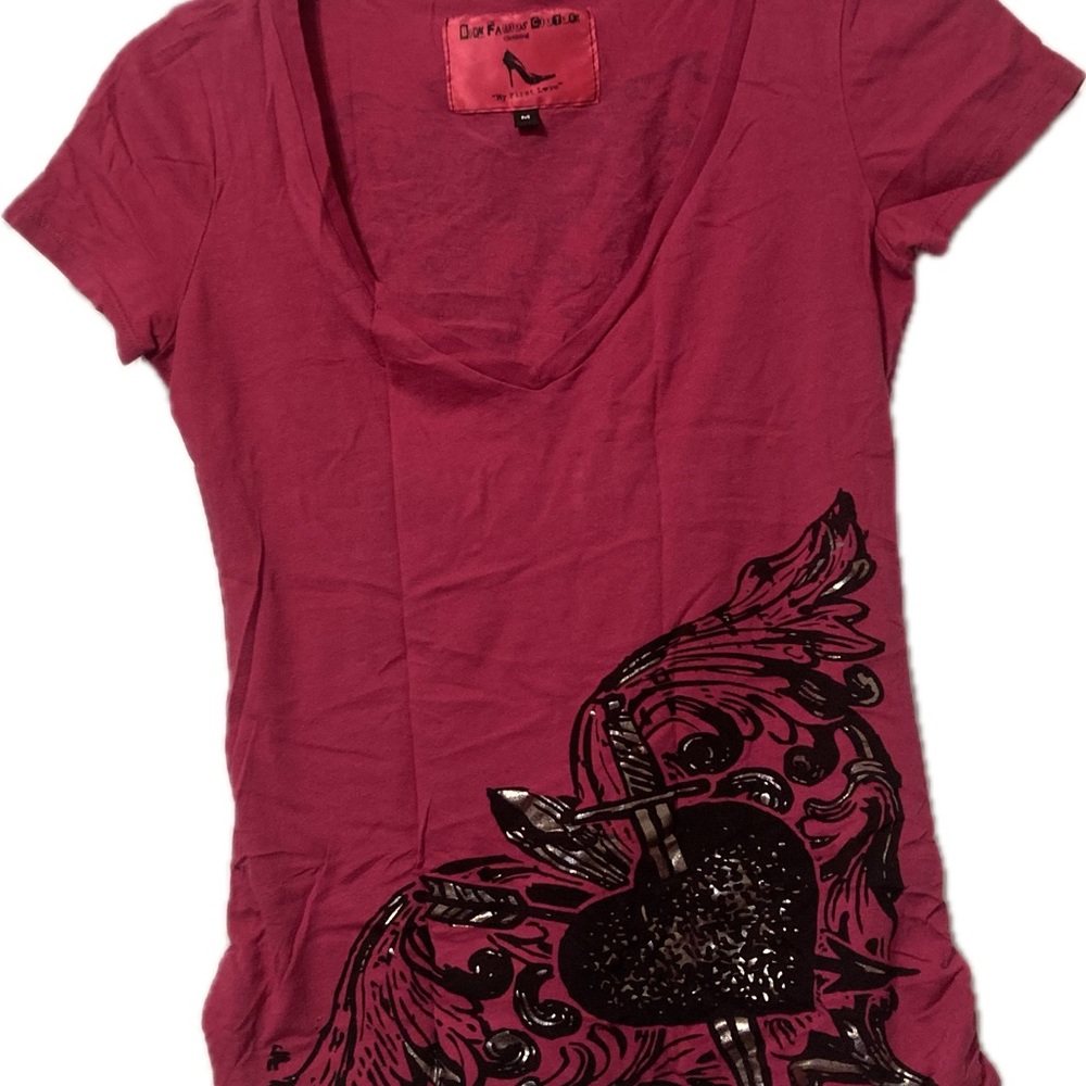 Vintage early 2000s Dark Pink Graphic Tee with Heart sword and wings Design